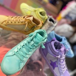 Vintage Hightop Sneakers